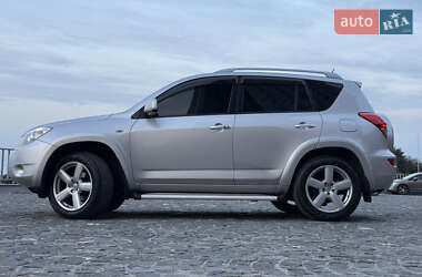 Позашляховик / Кросовер Toyota RAV4 2007 в 