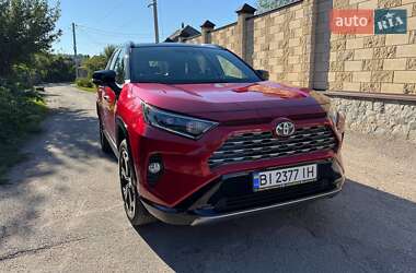 Toyota RAV4 2021