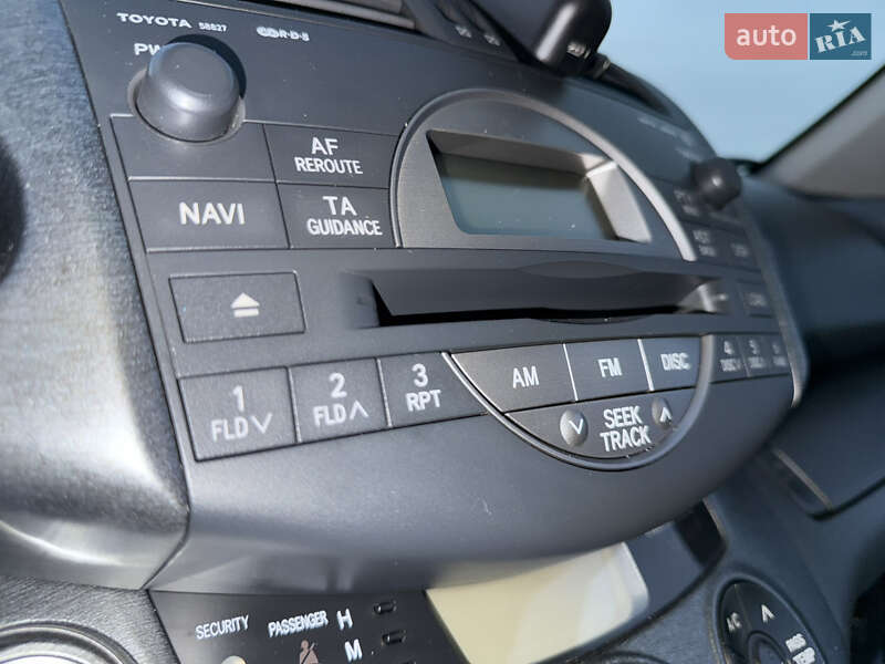 Внедорожник / Кроссовер Toyota RAV4 2007 в Днепре