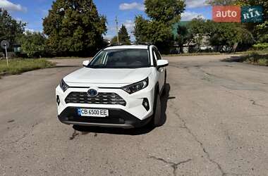 Позашляховик / Кросовер Toyota RAV4 2021 в Чернігові