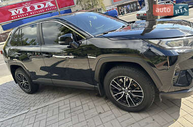 Внедорожник / Кроссовер Toyota RAV4 2020 в Запорожье
