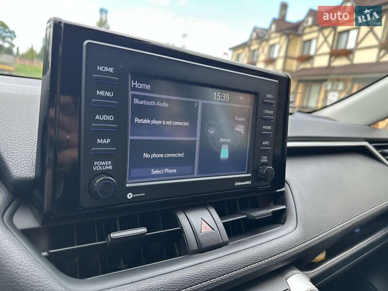 Позашляховик / Кросовер Toyota RAV4 2021 в Хмельницькому