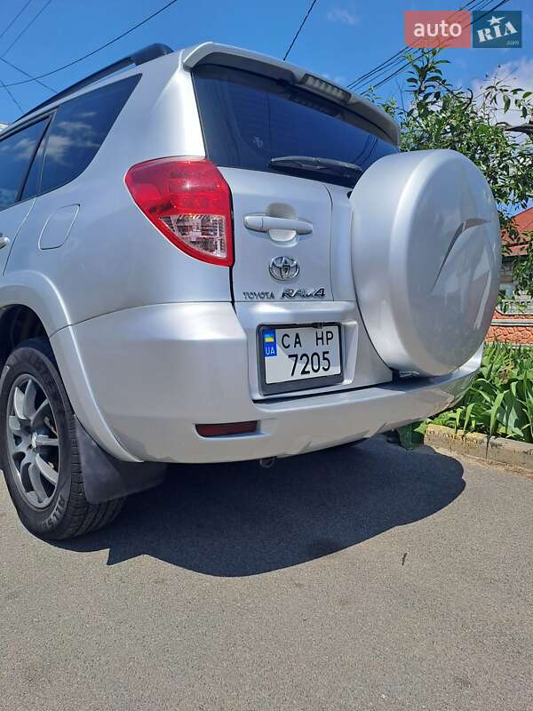 Позашляховик / Кросовер Toyota RAV4 2007 в Черкасах