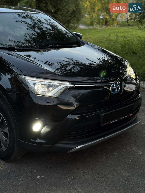 Toyota RAV4 2017