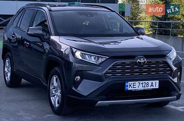 Позашляховик / Кросовер Toyota RAV4 2018 в Києві
