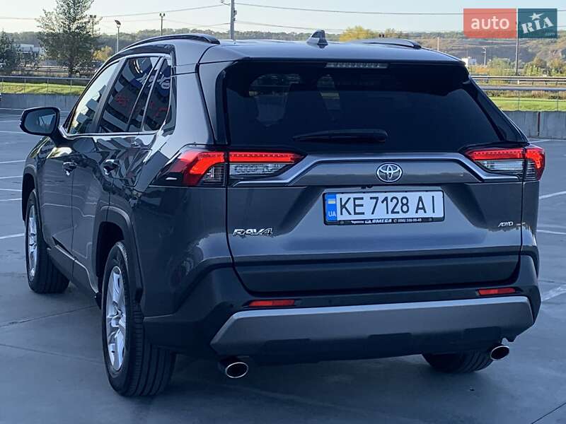 Позашляховик / Кросовер Toyota RAV4 2018 в Києві