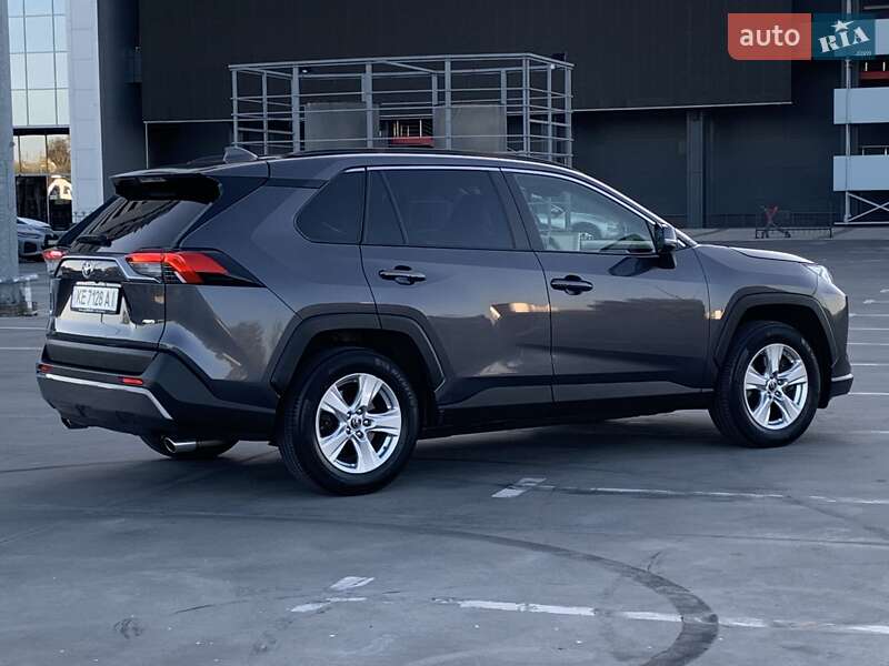 Позашляховик / Кросовер Toyota RAV4 2018 в Києві