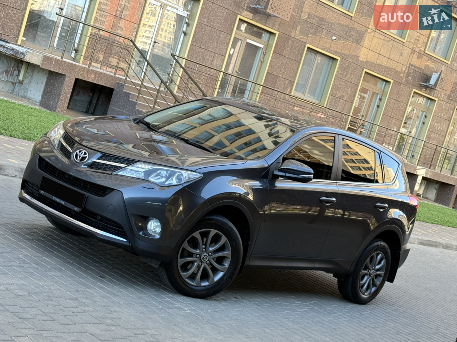 2013 Toyota RAV 4 - мініатюра 9