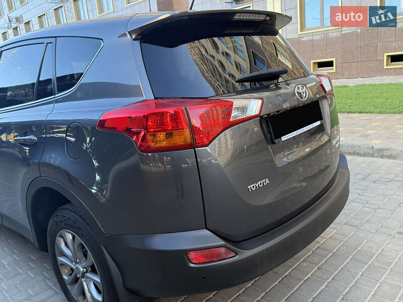 Позашляховик / Кросовер Toyota RAV4 2013 в Одесі фото 14 Позашляховик / Кросовер Toyota RAV4 2013 в Одесі