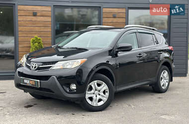 Позашляховик / Кросовер Toyota RAV4 2015 в Шептицькому