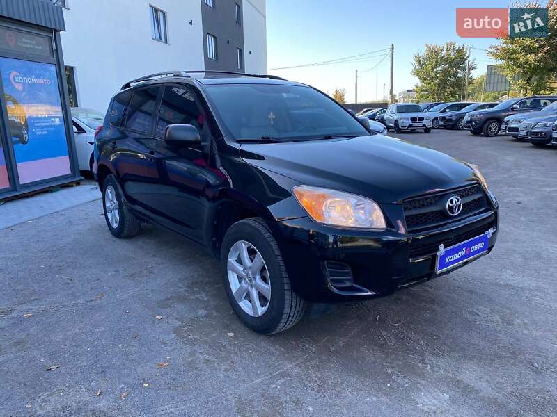 Позашляховик / Кросовер Toyota RAV4 2012 в Вінниці