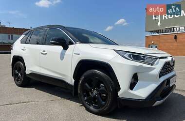 Позашляховик / Кросовер Toyota RAV4 2019 в Києві