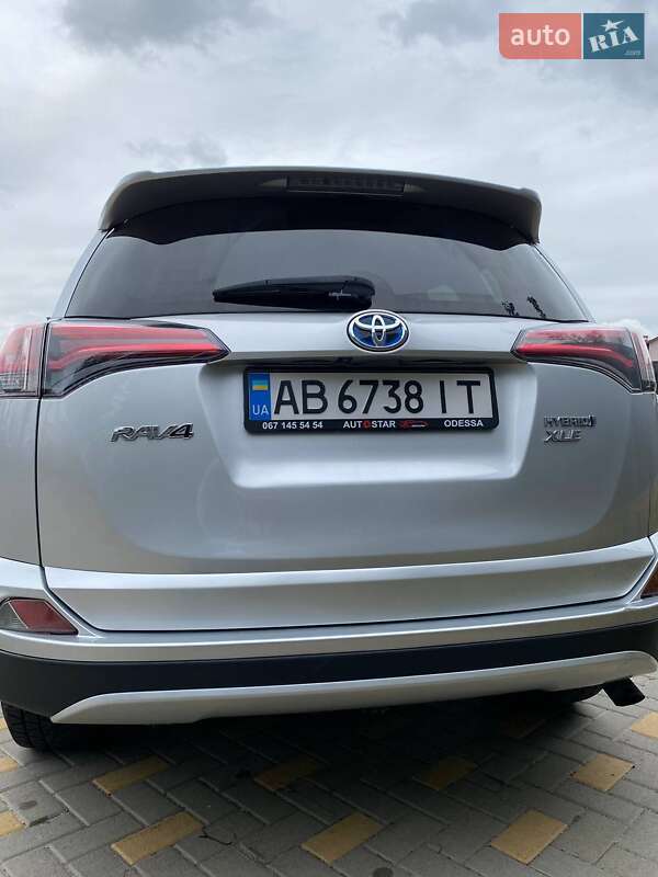 Внедорожник / Кроссовер Toyota RAV4 2016 в Виннице
