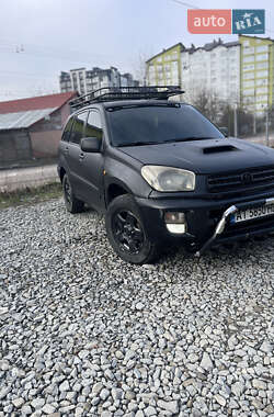 Внедорожник / Кроссовер Toyota RAV4 2002 в Ивано-Франковске