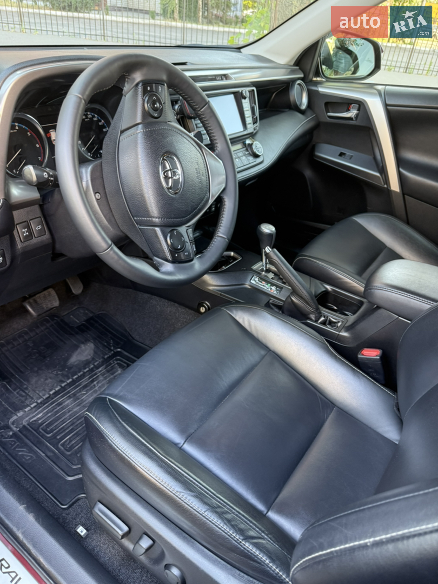 2015 Toyota RAV 4 - мініатюра 17