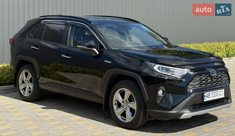 Внедорожник / Кроссовер Toyota RAV4 2020 в Виннице фото 3 Внедорожник / Кроссовер Toyota RAV4 2020 в Виннице