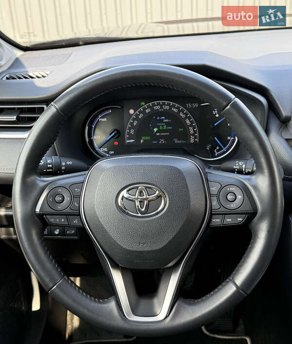 Внедорожник / Кроссовер Toyota RAV4 2020 в Виннице фото 14 Внедорожник / Кроссовер Toyota RAV4 2020 в Виннице