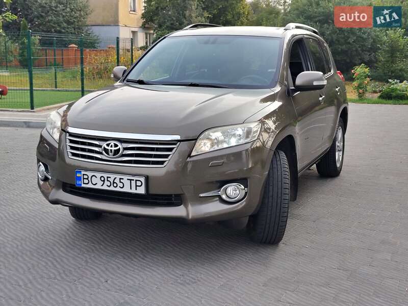 Toyota RAV4 2010