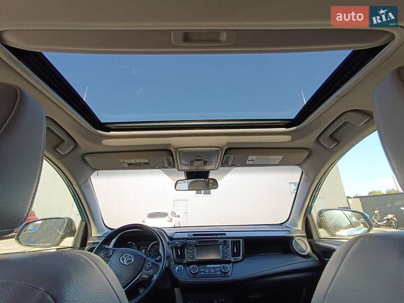 Позашляховик / Кросовер Toyota RAV4 2017 в Києві фото 16 Позашляховик / Кросовер Toyota RAV4 2017 в Києві