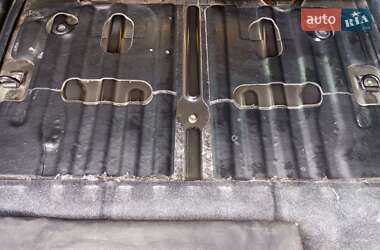 Внедорожник / Кроссовер Toyota RAV4 2004 в 