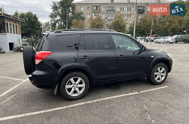 Внедорожник / Кроссовер Toyota RAV4 2007 в 