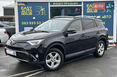 Внедорожник / Кроссовер Toyota RAV4 2016 в Киеве