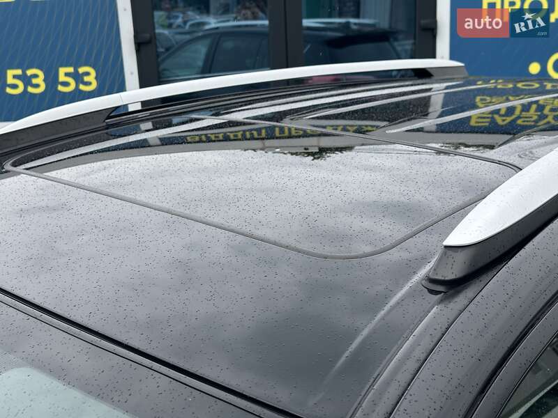 Внедорожник / Кроссовер Toyota RAV4 2016 в Киеве