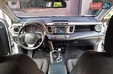 Внедорожник / Кроссовер Toyota RAV4 2013 в 