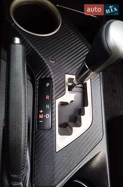 Внедорожник / Кроссовер Toyota RAV4 2013 в 