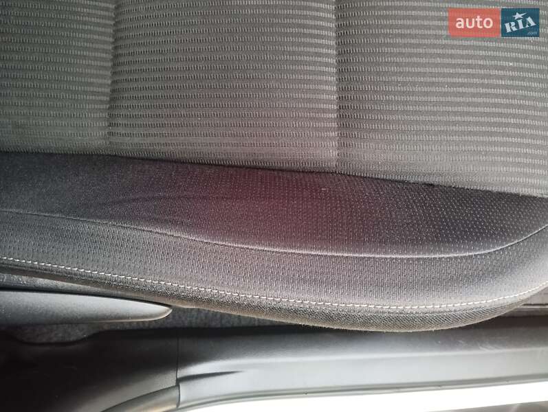 Позашляховик / Кросовер Toyota RAV4 2013 в Одесі