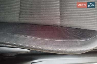 Внедорожник / Кроссовер Toyota RAV4 2013 в 