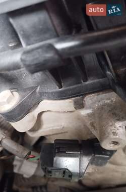 Внедорожник / Кроссовер Toyota RAV4 2013 в 