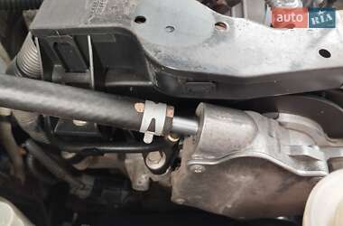 Внедорожник / Кроссовер Toyota RAV4 2013 в 
