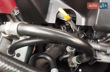 Внедорожник / Кроссовер Toyota RAV4 2013 в 