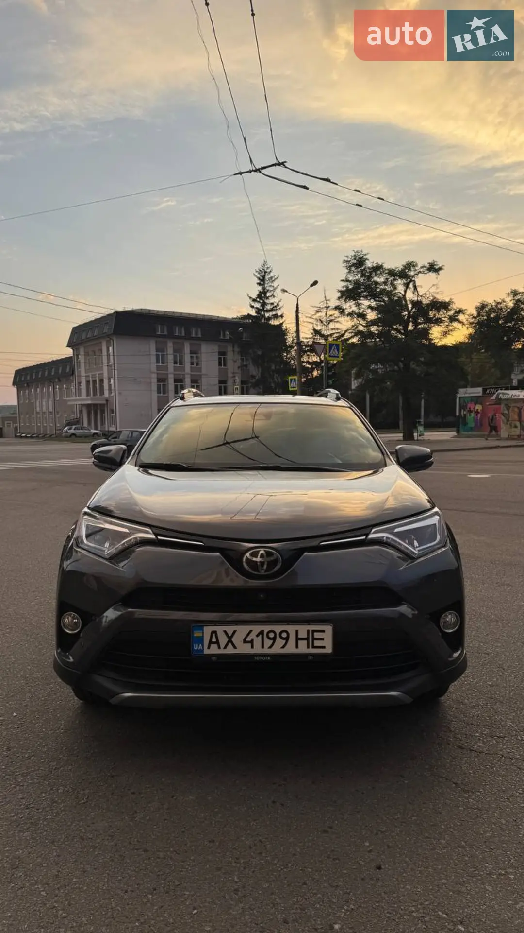 2017 Toyota RAV 4 - мініатюра 2