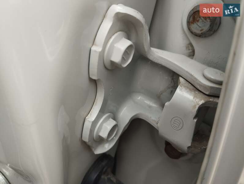 Позашляховик / Кросовер Toyota RAV4 2013 в Одесі