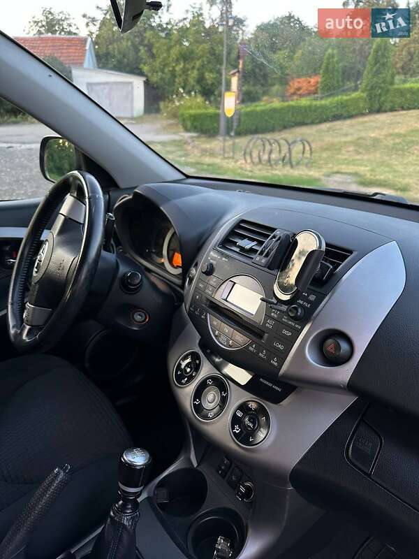 Позашляховик / Кросовер Toyota RAV4 2008 в Ужгороді фото 8 Позашляховик / Кросовер Toyota RAV4 2008 в Ужгороді