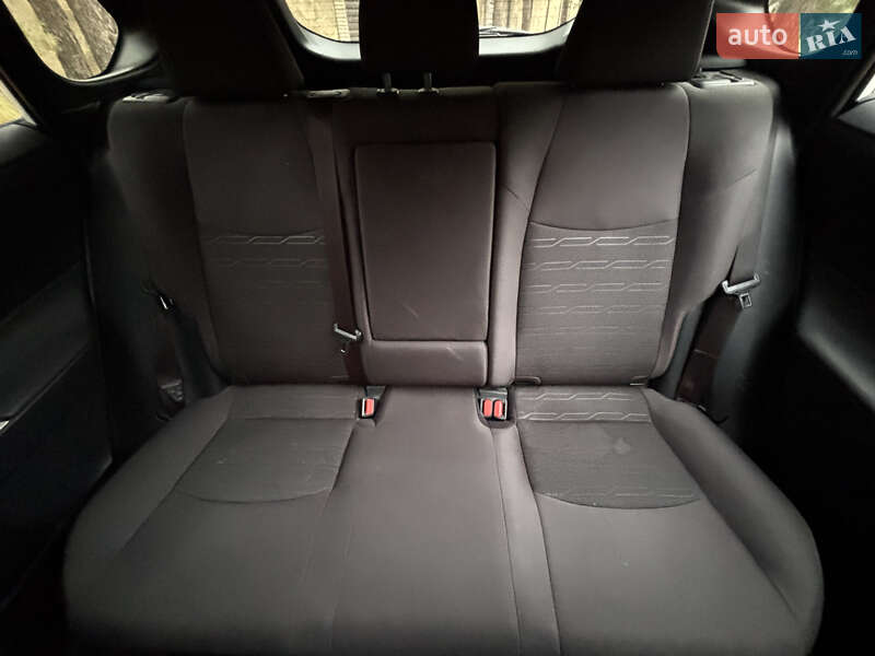 Внедорожник / Кроссовер Toyota RAV4 2021 в Киеве