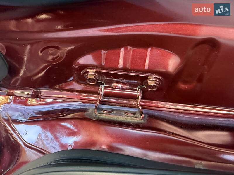 Позашляховик / Кросовер Toyota RAV4 2017 в Кам'янському