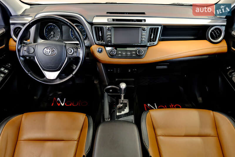 Внедорожник / Кроссовер Toyota RAV4 2016 в Одессе