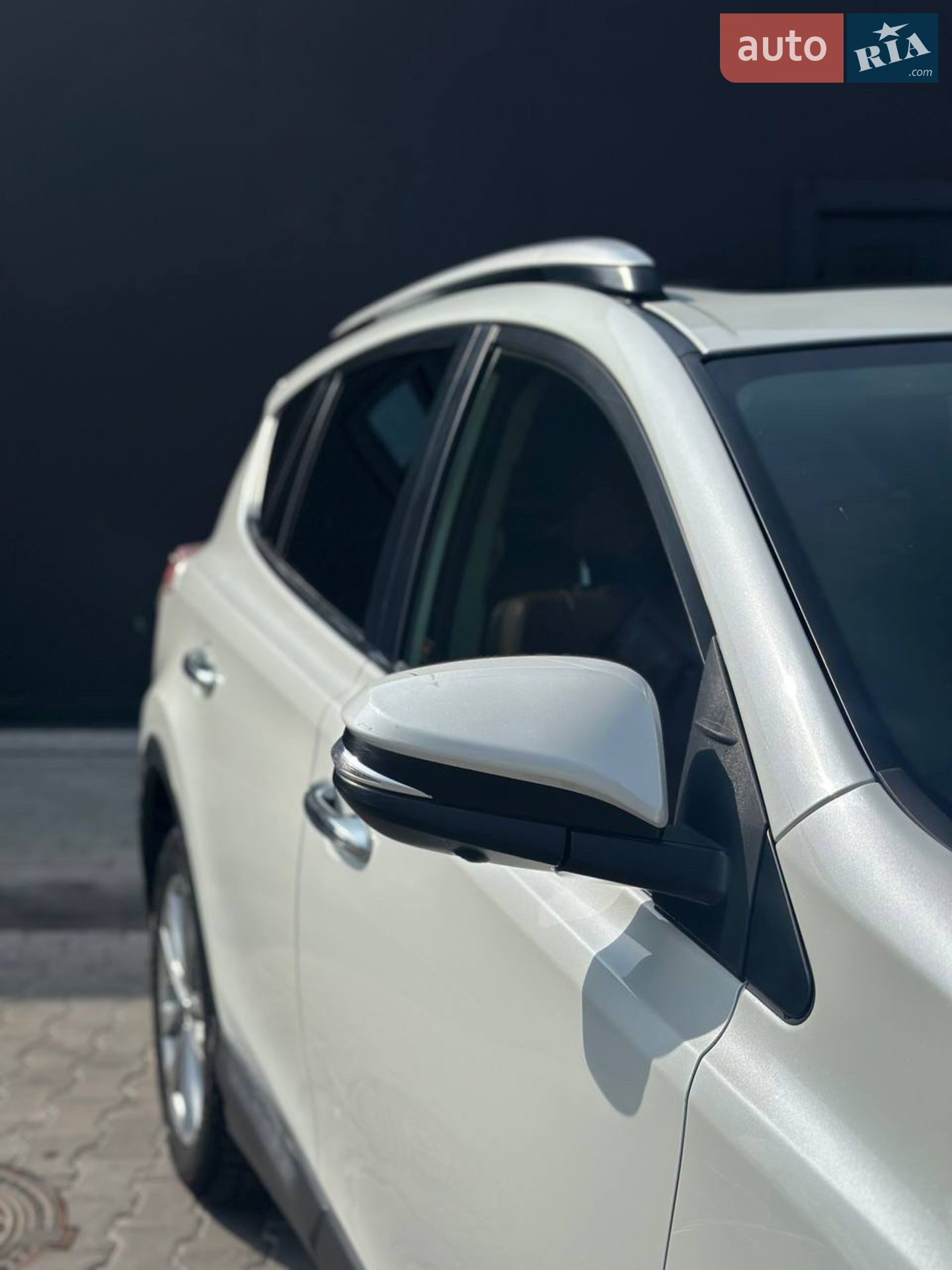 2016 Toyota RAV 4 - мініатюра 16