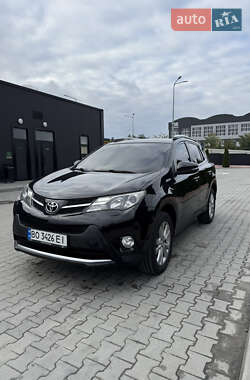 Внедорожник / Кроссовер Toyota RAV4 2013 в Тернополе