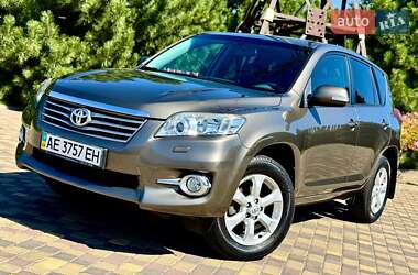Toyota RAV4 2011