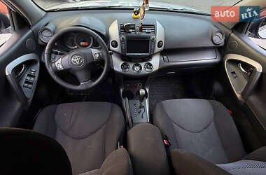 Внедорожник / Кроссовер Toyota RAV4 2007 в 