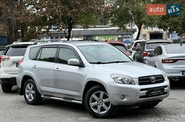 Внедорожник / Кроссовер Toyota RAV4 2007 в 