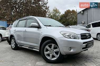 Внедорожник / Кроссовер Toyota RAV4 2007 в 