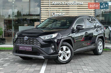 Внедорожник / Кроссовер Toyota RAV4 2018 в Львове