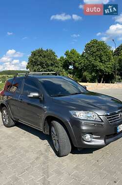 Внедорожник / Кроссовер Toyota RAV4 2011 в 