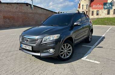 Toyota RAV4 2011