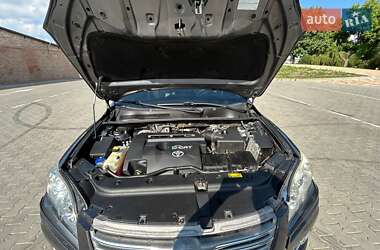 Внедорожник / Кроссовер Toyota RAV4 2011 в 